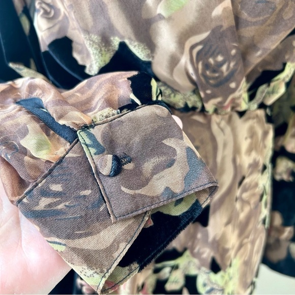 Revolve Flynn Skye Elle Mini Dress in Burnt Rose Crushed Velvet Size Small - Picture 10 of 16